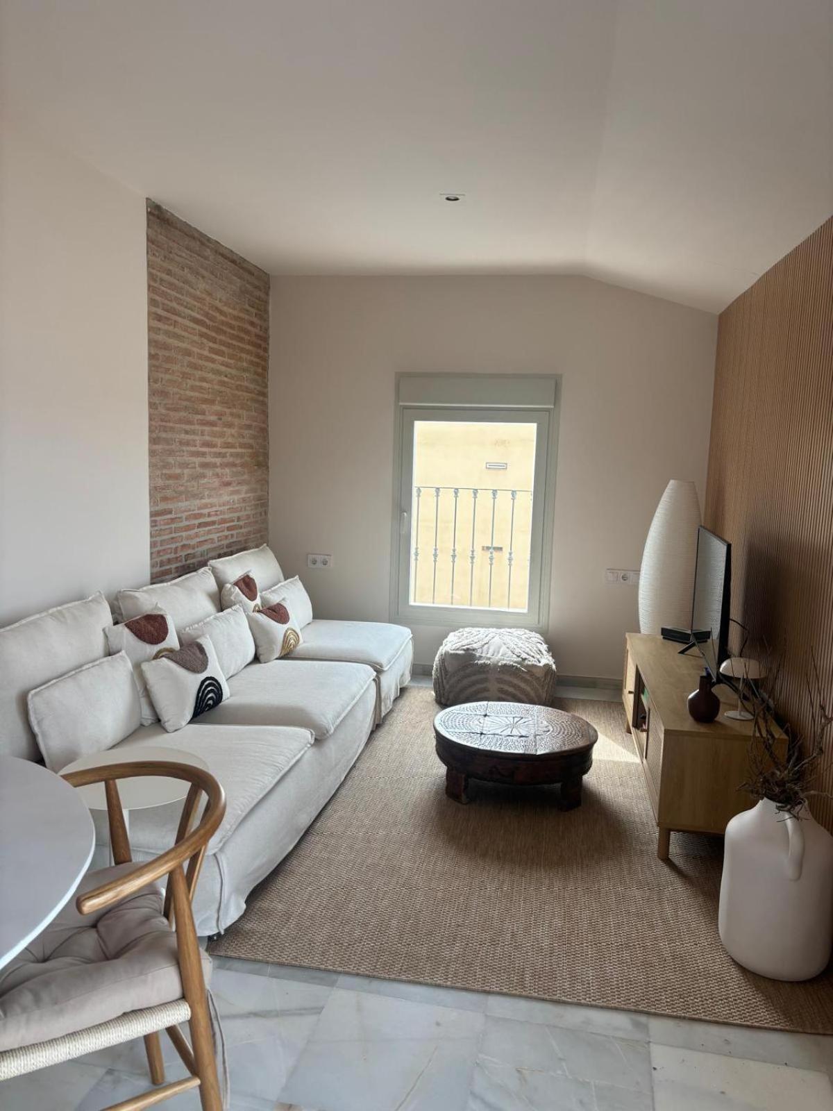 Six Apartments By Caleta Homes مالقة المظهر الخارجي الصورة